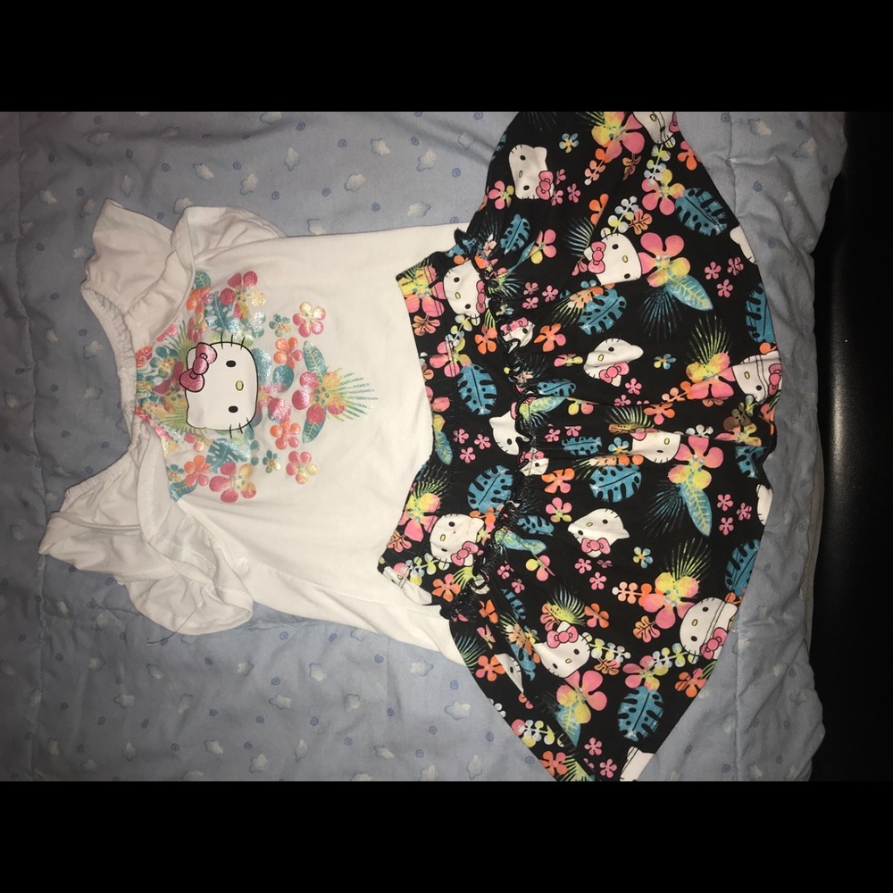 Baby girl hello kitty set